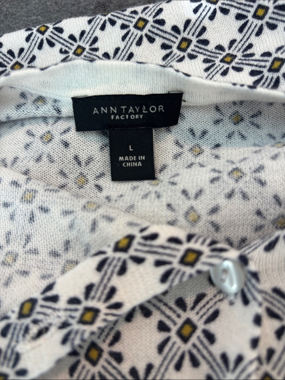 Ann Taylor White Button-Front Top with Navy Geometric Print - Picture 6 of 7